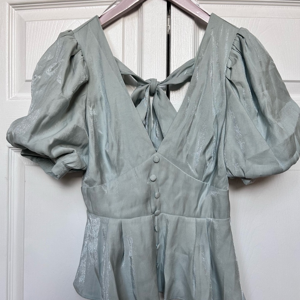 Lulu Dressy Blouse sz S.